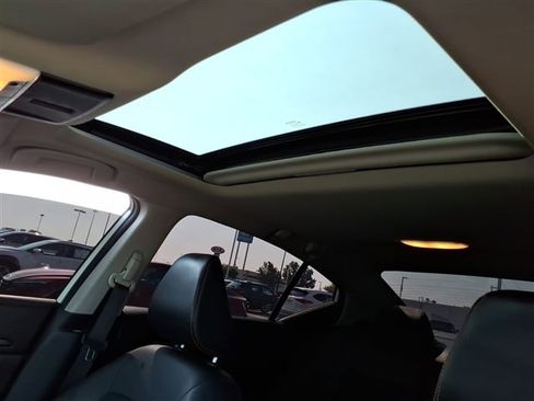 Used 2022 Nissan Altima 2.5 SR w/ Midnight Edition Package image 16