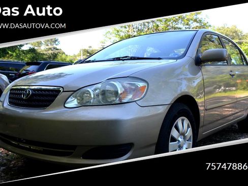 Used 2006 Toyota Corolla LE FWD image 1