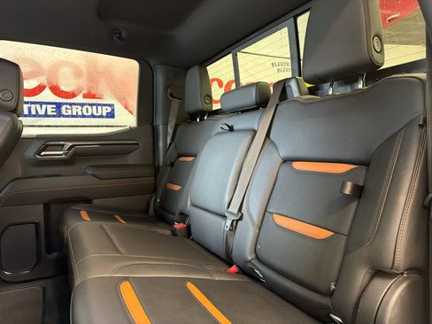 Used 2022 GMC Sierra 1500 AT4 w/ Sierra Safety Plus Package image 22
