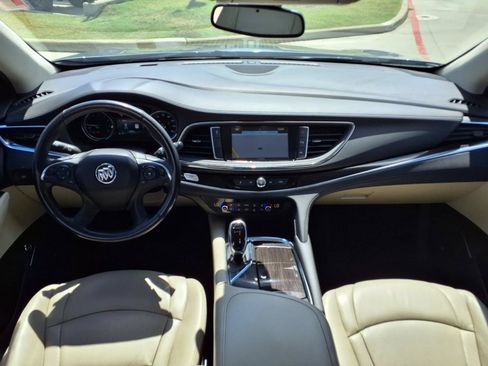 Used 2019 Buick Enclave Premium FWD image 9