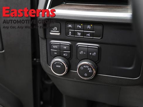 Used 2025 Chevrolet Tahoe LT AWD/4WD image 19