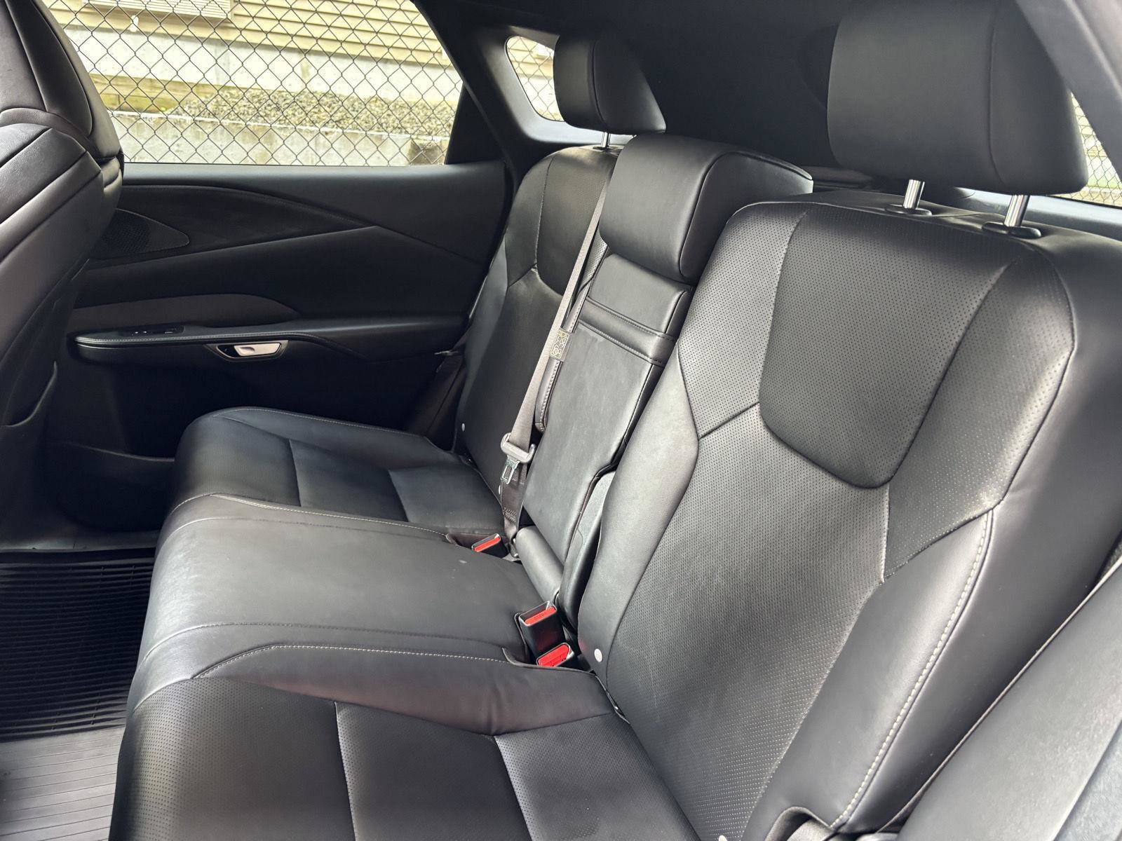 Used 2023 Lexus RX 350 F Sport w/ Accessory Package AWD/4WD image 22