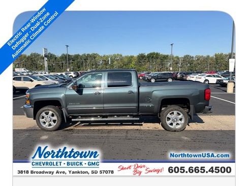 Used 2017 Chevrolet Silverado 2500 LTZ w/ Duramax Plus Package AWD/4WD image 12
