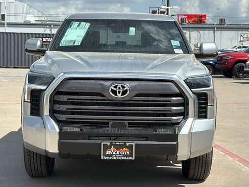New 2026 Toyota Tundra Limited AWD/4WD image 8