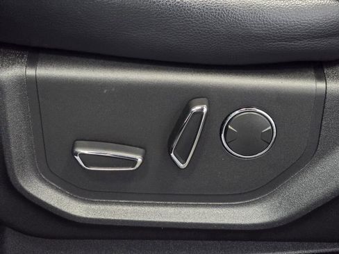 Used 2018 Ford F150 Lariat w/ Equipment Group 501A Mid image 37