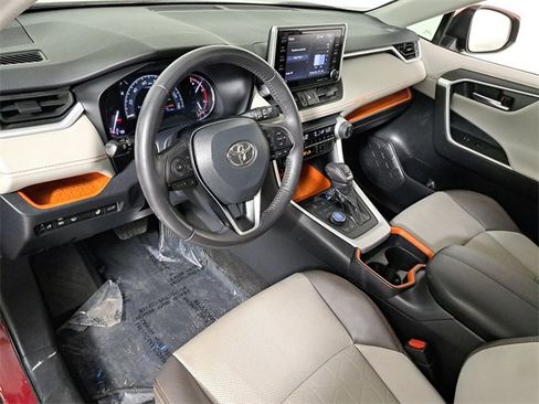 Used 2020 Toyota RAV4 Adventure image 18
