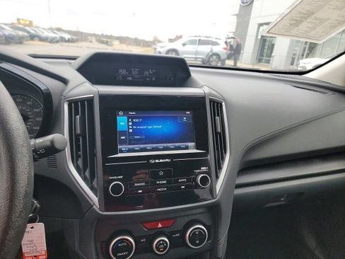 Used 2023 Subaru Crosstrek 2.0i image 11