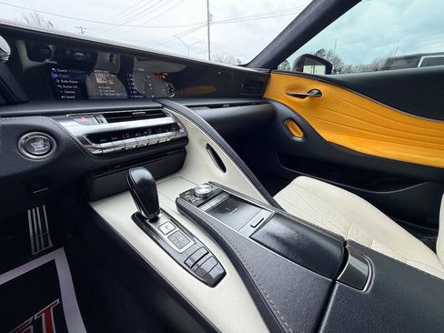 Used 2019 Lexus LC 500 Coupe image 34