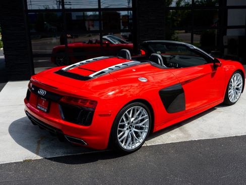 Used 2017 Audi R8 V10 image 9