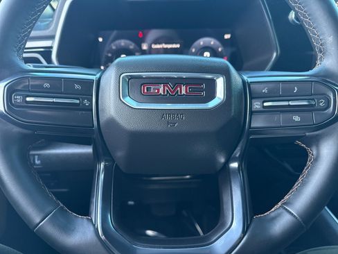 Used 2025 GMC Canyon AT4 w/ Nightfall Edition image 25