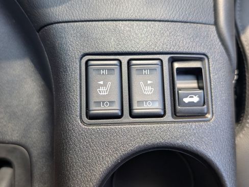 Used 2024 Nissan Z Performance w/ Floor Mat Package image 30