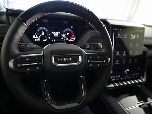 Used 2026 GMC Yukon AT4 Ultimate image 23