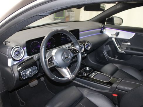 Used 2025 Mercedes-Benz CLA 250 image 16