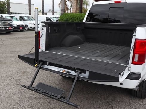 Used 2020 Ford F150 Lariat AWD/4WD image 9