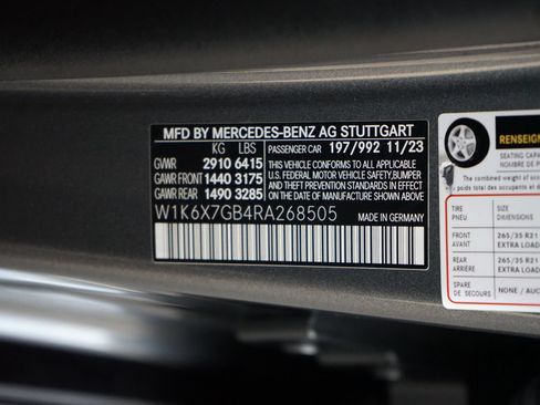 Used 2024 Mercedes-Benz Maybach S 580 4MATIC image 41