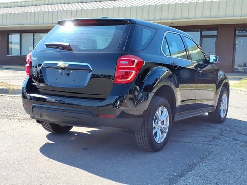 Used 2017 Chevrolet Equinox LS AWD/4WD image 5