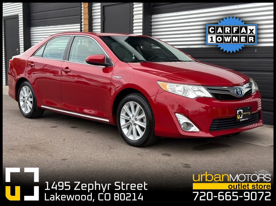 Used 2012 Toyota Camry XLE w/ Leather Pkg FWD image 1