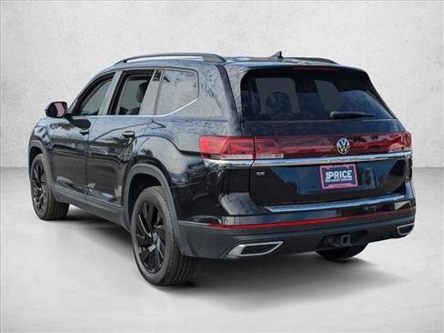 Used 2024 Volkswagen Atlas SE image 8