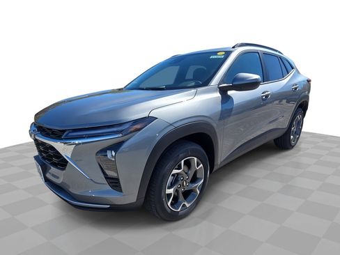 New 2025 Chevrolet Trax LT w/ Driver Confidence Package image 37