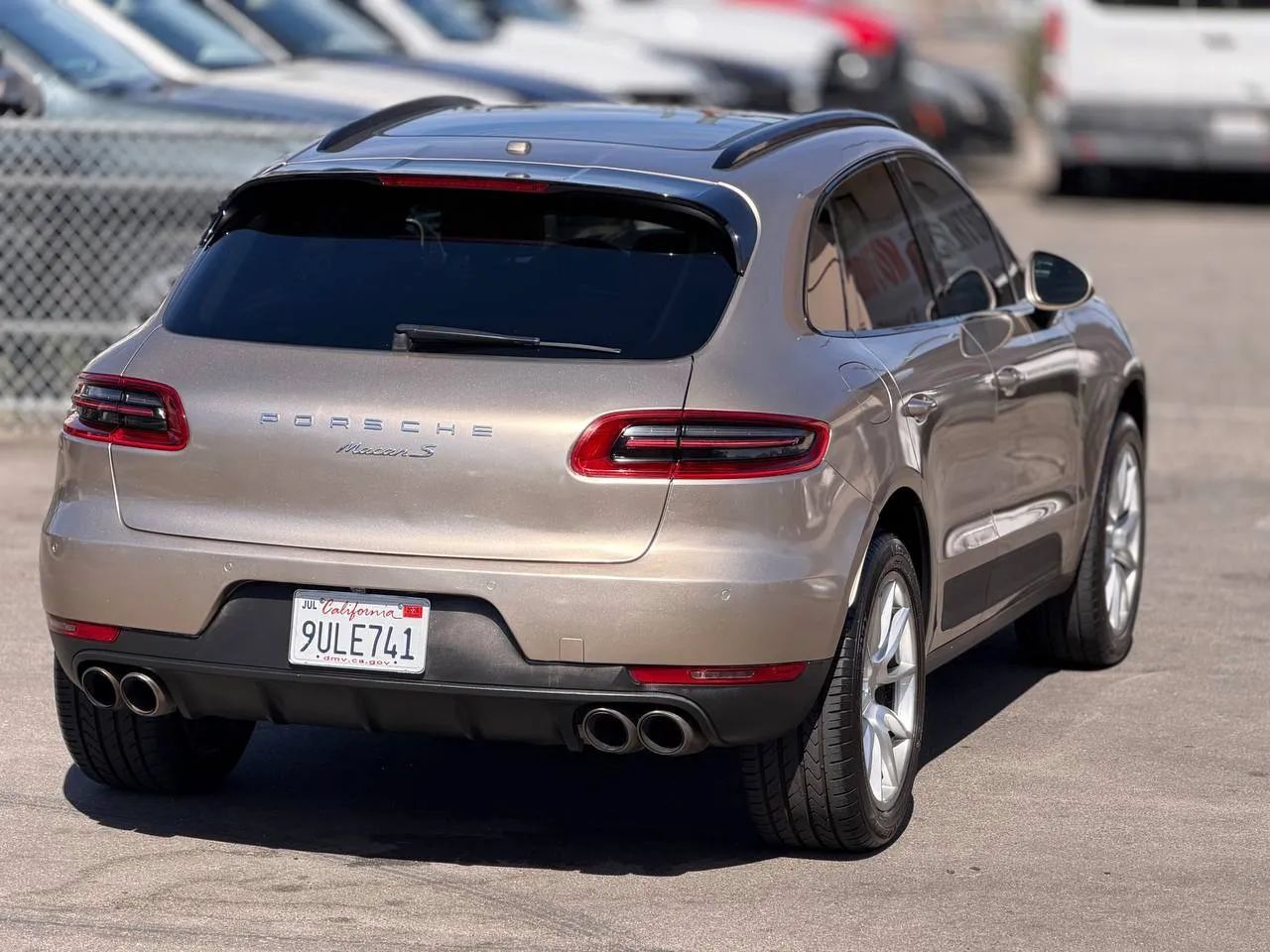 Used 2016 Porsche Macan S AWD/4WD image 19