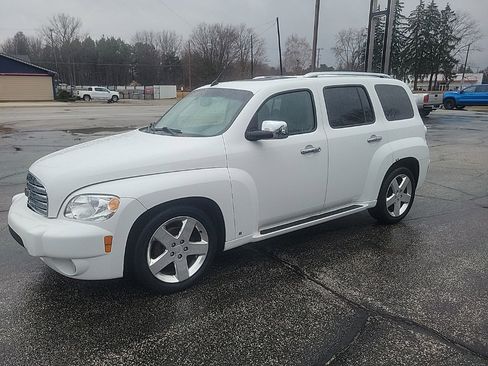 Used 2006 Chevrolet HHR LT w/ Preferred Equipment Group image 3