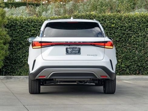 New 2026 Lexus RX 450h Luxury image 10