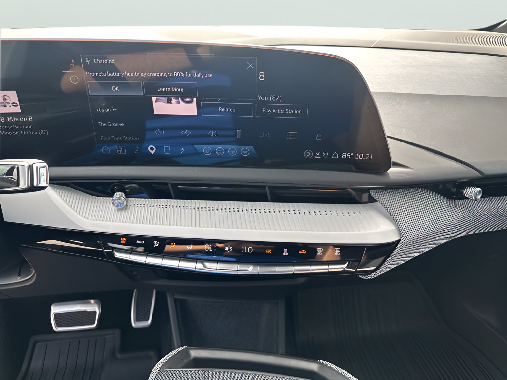 Certified 2025 Cadillac Optiq Luxury 1 AWD/4WD image 23