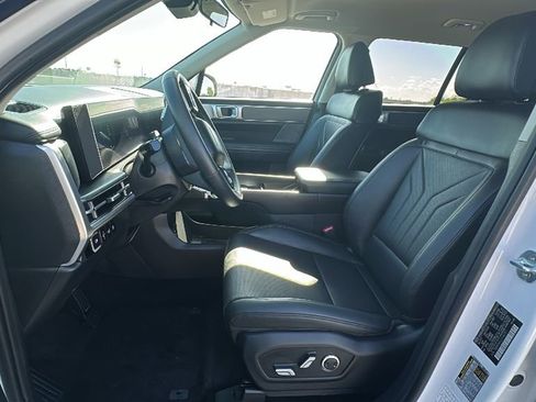 Used 2026 Hyundai Santa Fe SEL image 4