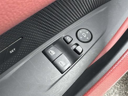 Used 2023 BMW 430i xDrive Coupe w/ Premium Package image 18