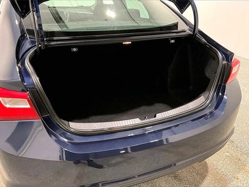 Used 2018 Chevrolet Malibu LS image 39