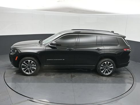 Used 2021 Jeep Grand Cherokee L Overland w/ Luxury Tech Group IV AWD/4WD image 47