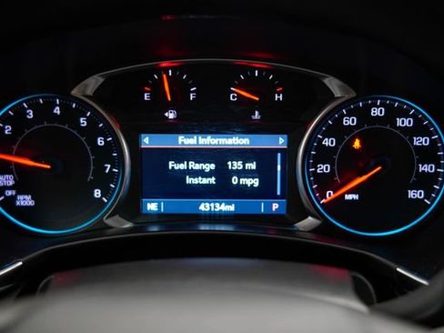 Used 2019 Chevrolet Equinox Premier FWD image 32