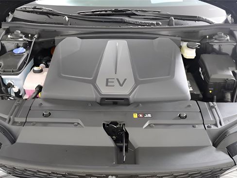 Used 2024 Kia EV6 GT-Line image 46