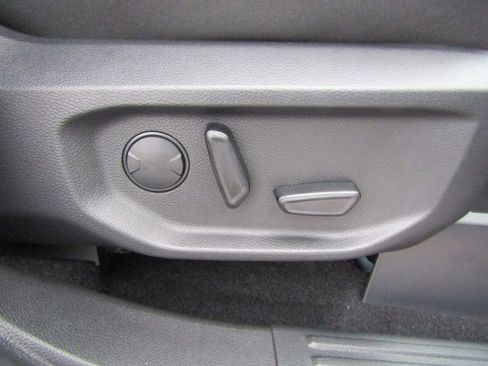 New 2025 Ford Ranger XLT w/ Equipment Group 301A High image 34