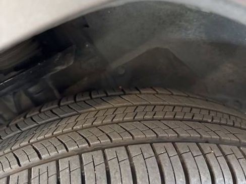 Used 2023 Toyota RAV4 XLE Premium FWD image 28