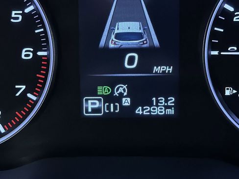 Certified 2025 Subaru Crosstrek 2.0i Premium image 23