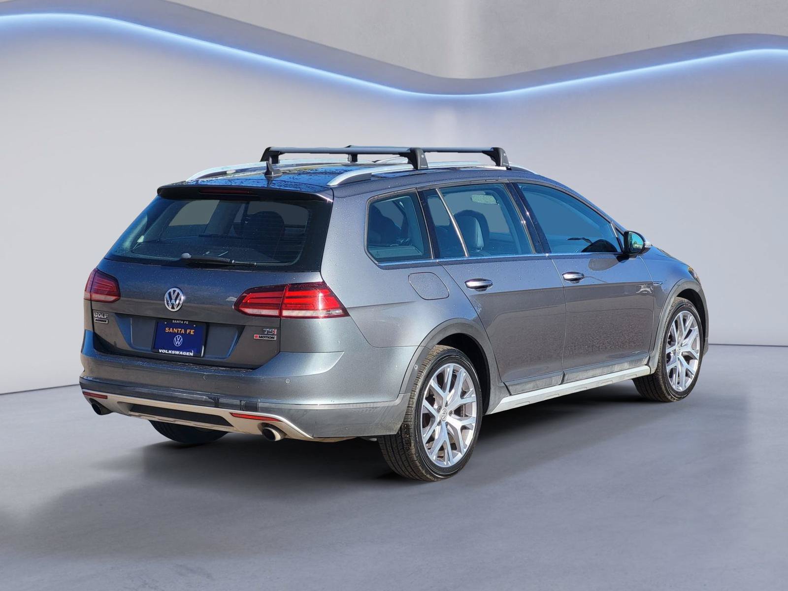 Used 2018 Volkswagen Golf Alltrack SEL AWD/4WD image 5