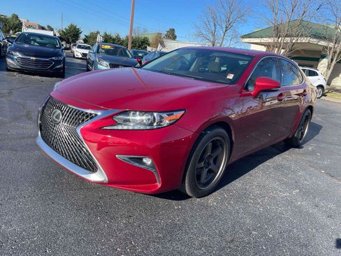 Used 2018 Lexus ES 350 image 2