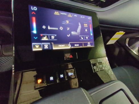 New 2026 INFINITI QX80 4WD w/ Sport Exterior Package image 17