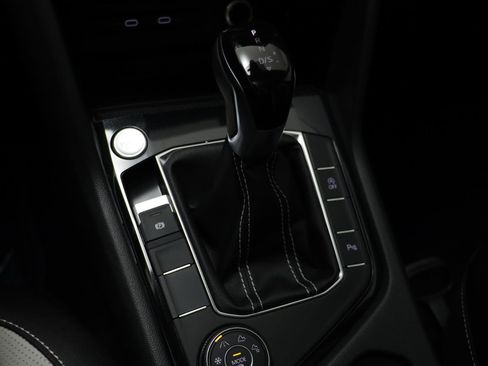 New 2026 Volkswagen Taos SEL image 12