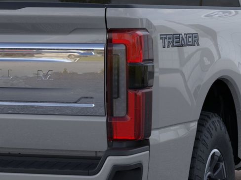 New 2026 Ford F250 Platinum w/ Platinum Plus Package AWD/4WD image 43