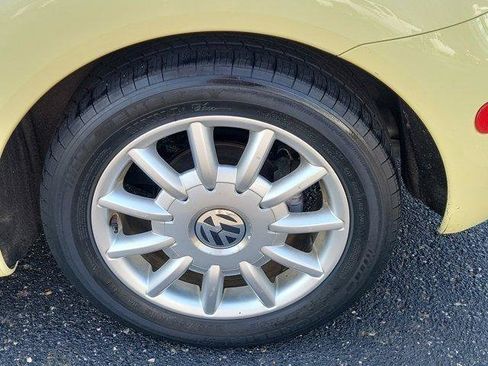 Used 2004 Volkswagen Beetle GLS FWD image 6