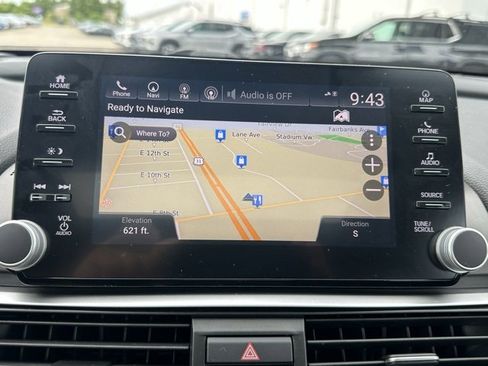Used 2018 Honda Accord Touring image 25
