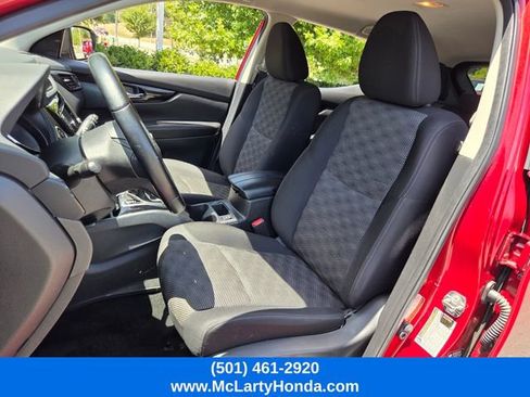 Used 2021 Nissan Rogue Sport SV FWD image 7