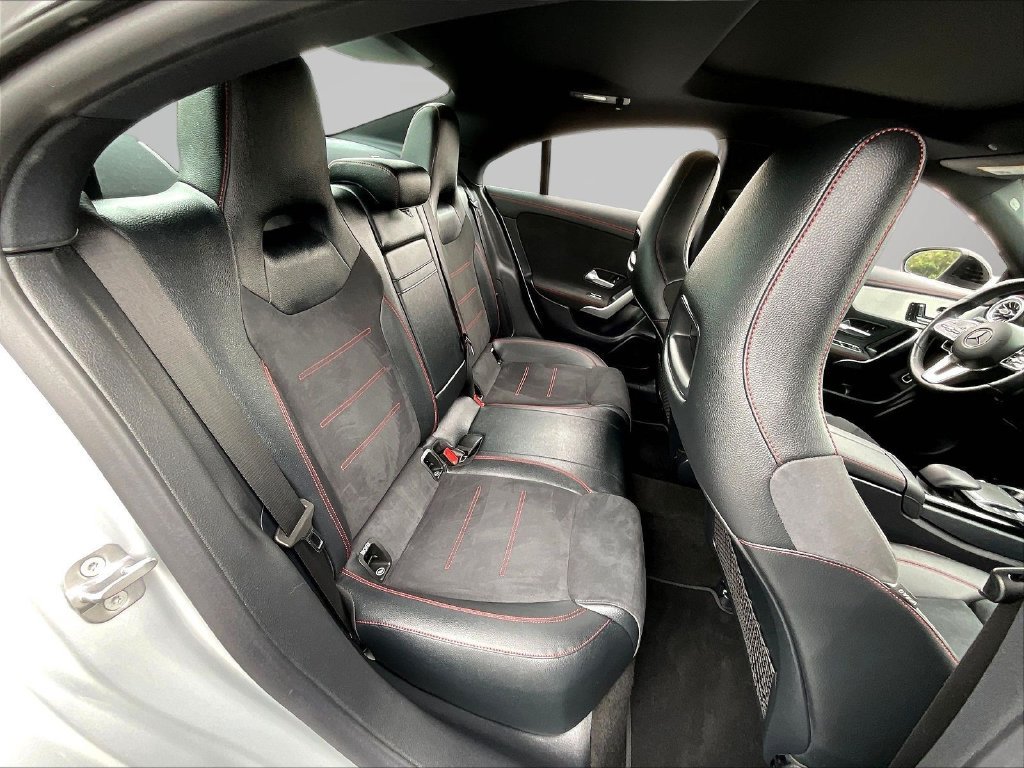 Used 2023 Mercedes-Benz CLA 250 4MATIC image 30
