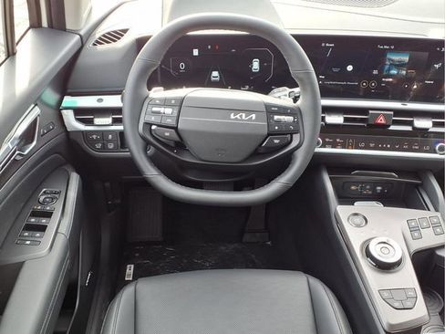 New 2026 Kia Sportage SX Prestige AWD/4WD image 4
