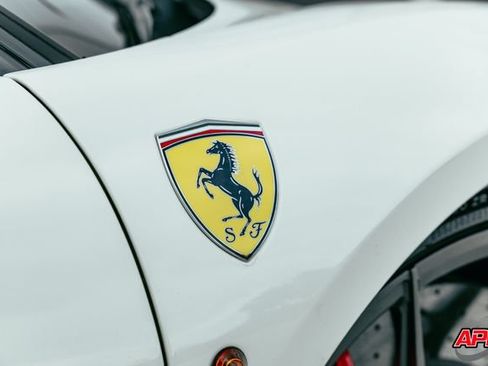 Used 2018 Ferrari 488 GTB RWD image 28