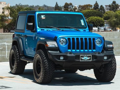 Used 2023 Jeep Wrangler Sport S image 7