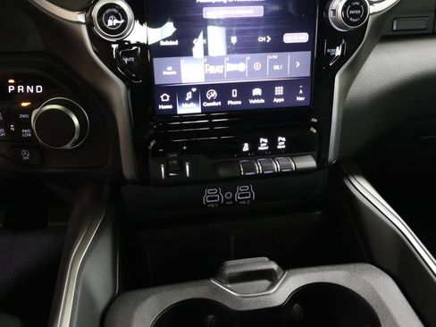 New 2026 RAM 1500 4x4 Crew Cab image 20