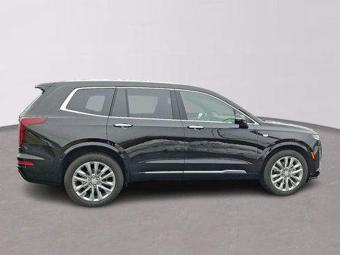 Certified 2025 Cadillac XT6 Premium Luxury w/ Technology Package image 7